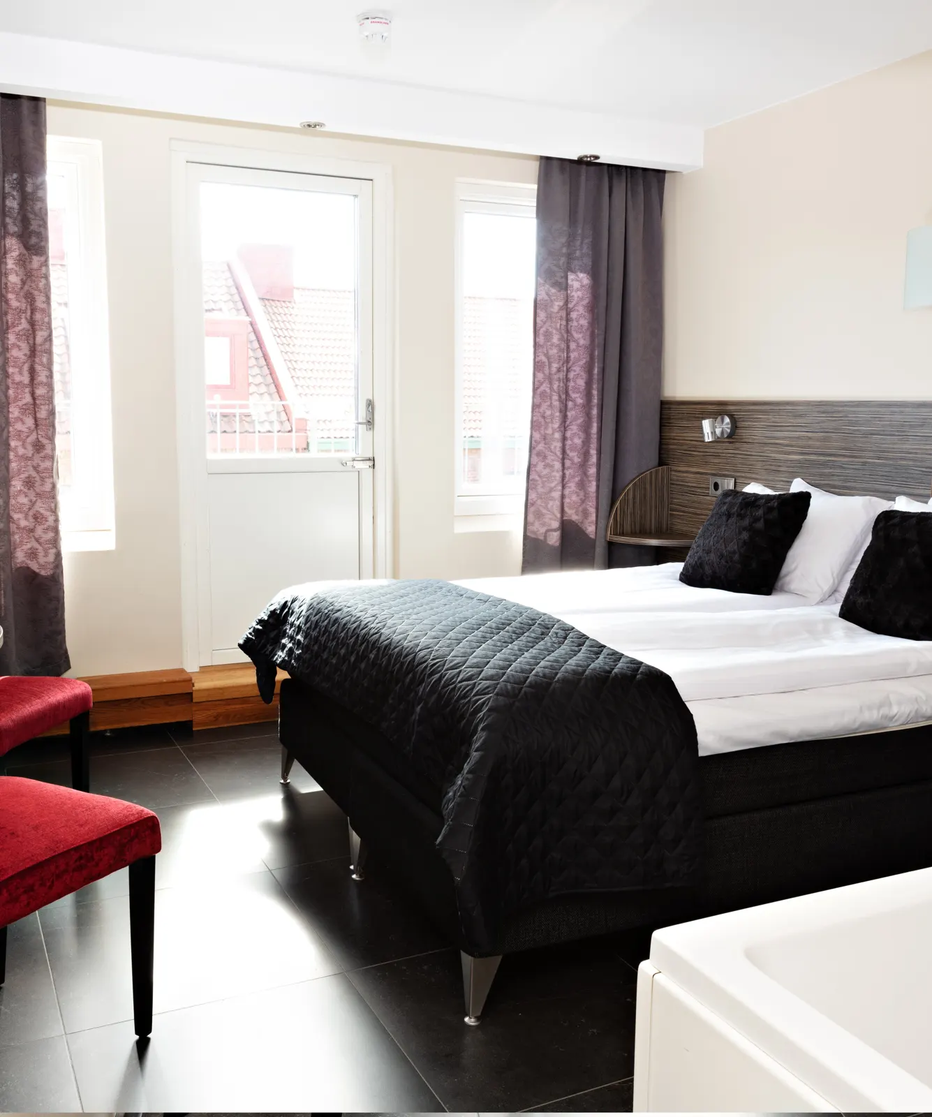 Jacuzzi room at Hotel Arena